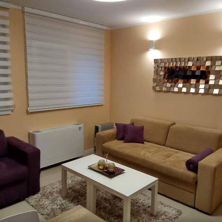 Apartment Cherry Gold Zrenjanin Ngoại thất bức ảnh
