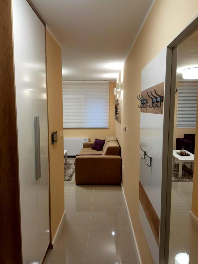 Apartment Cherry Gold Zrenjanin Ngoại thất bức ảnh